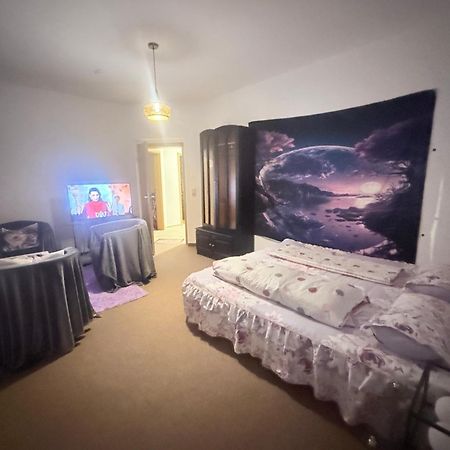 Ferienzimmer Healing Und Montuerwohnung Weißenfels Kültér fotó