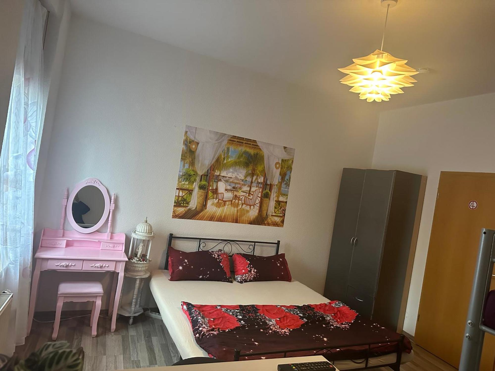 Ferienzimmer Healing Und Montuerwohnung Weißenfels Kültér fotó