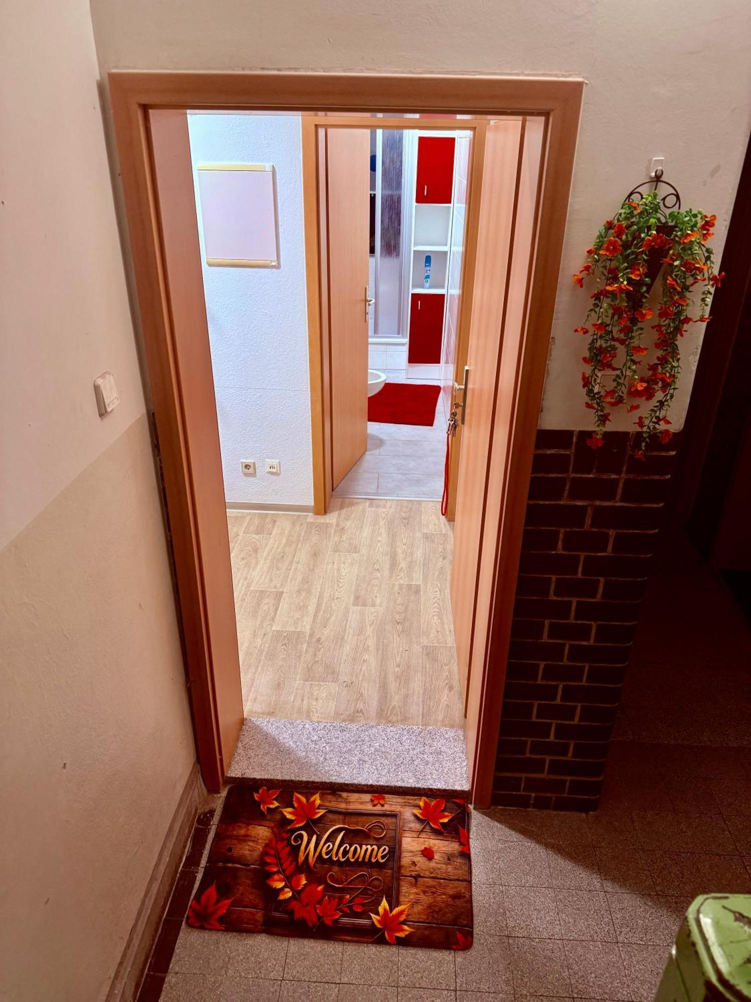 Ferienzimmer Healing Und Montuerwohnung Weißenfels Kültér fotó